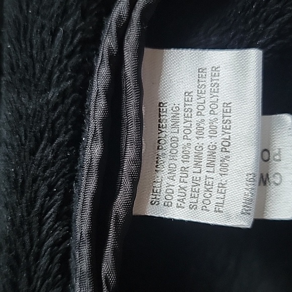 Calvin Klein Women's Black Quilted Puffer Jacket - Picture 8 of 8